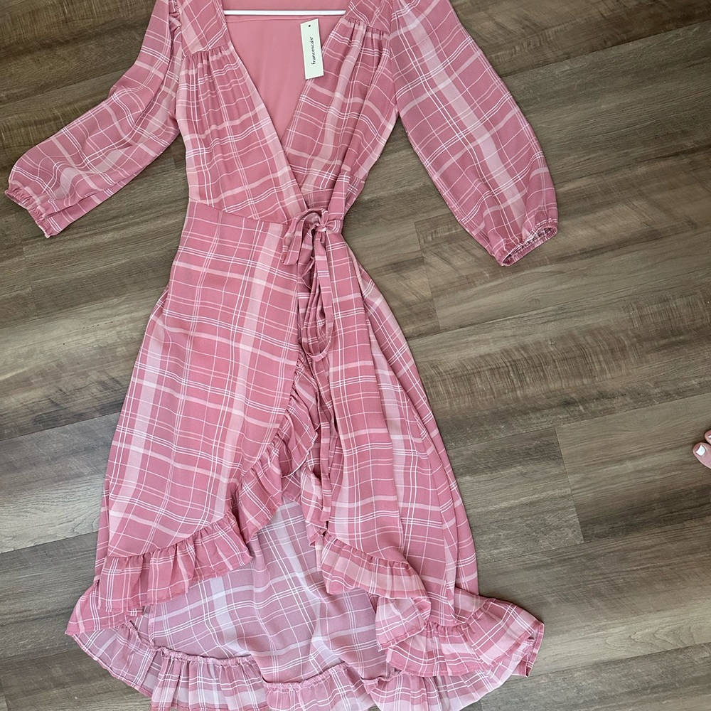 Wrap dress with sleeves
